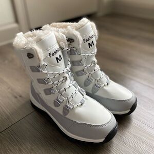 Women's White and Gray Ankle Boots